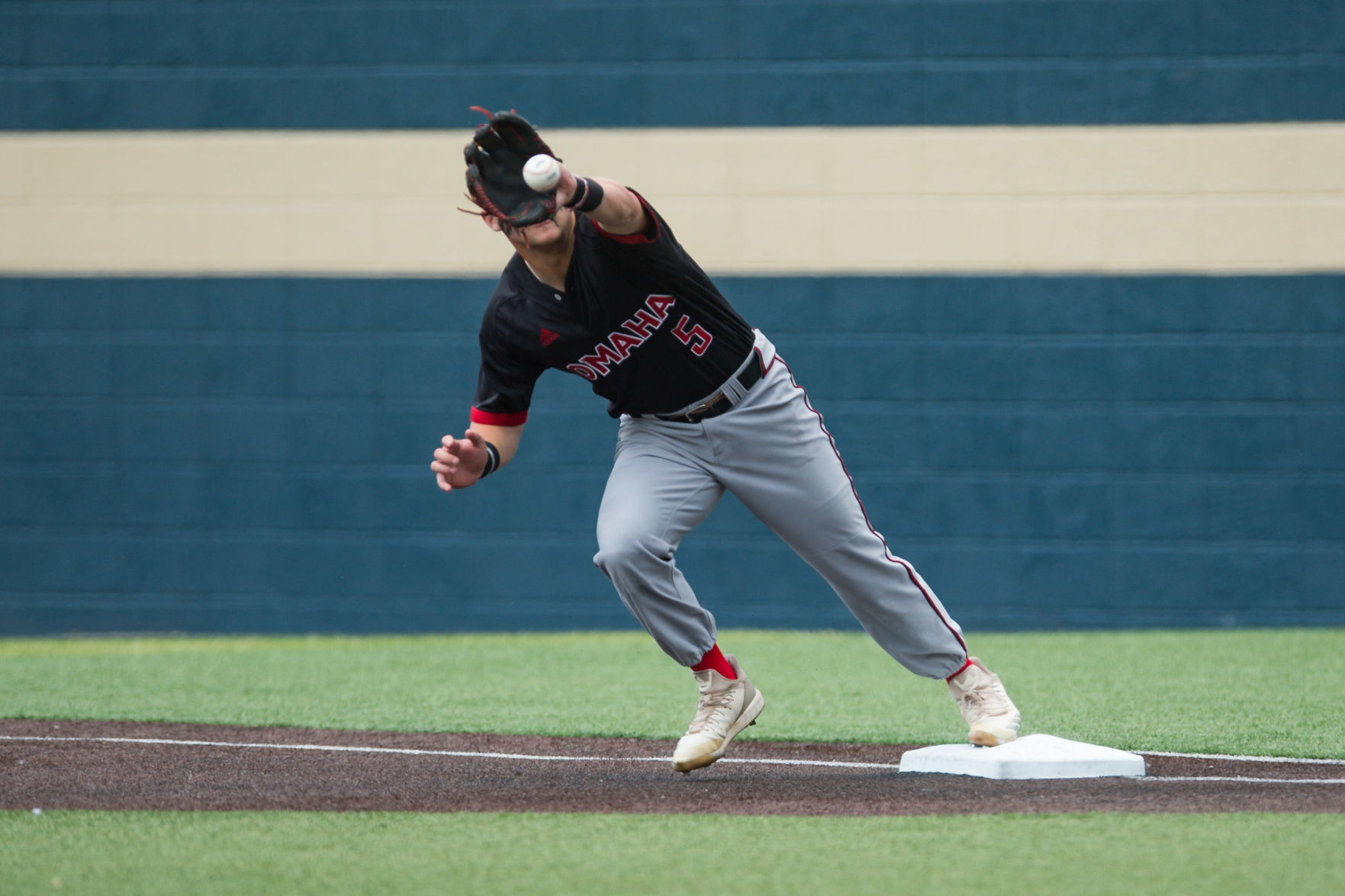 ORU vs Omaha - 11am Game